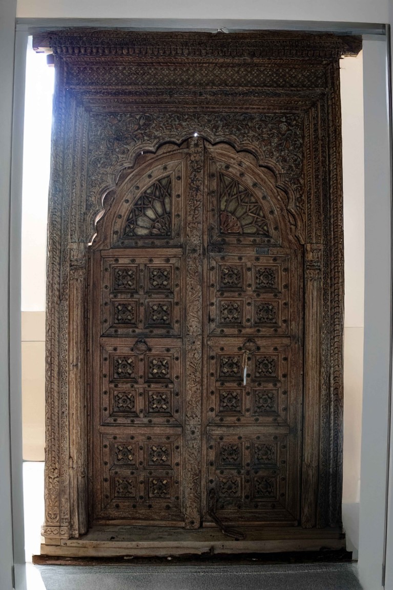 Hand-Carved Decorative Arch Door